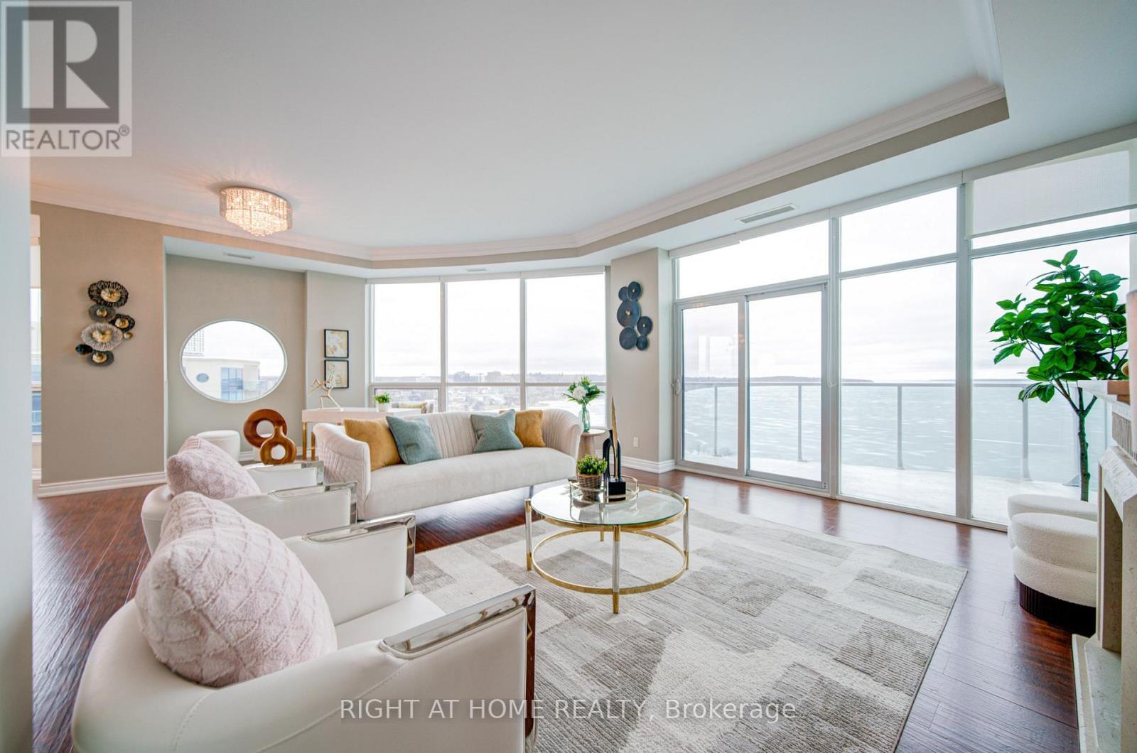 Ph06 - 37 Ellen Street, Barrie, Ontario  L0K 1S0 - Photo 13 - S12955464