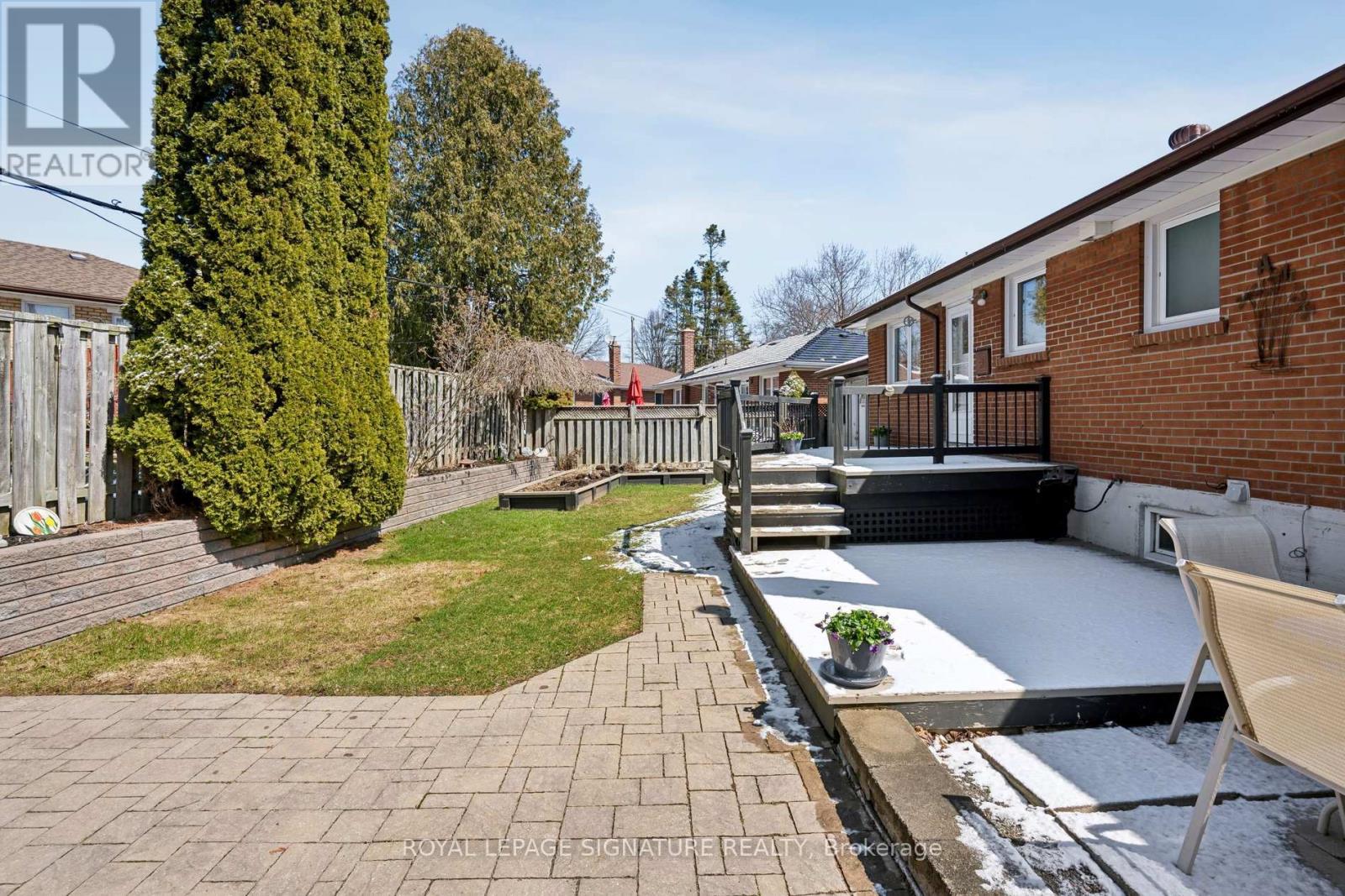 90 Woodgarden Crescent, Toronto, Ontario  M1E 3K2 - Photo 45 - E12971936