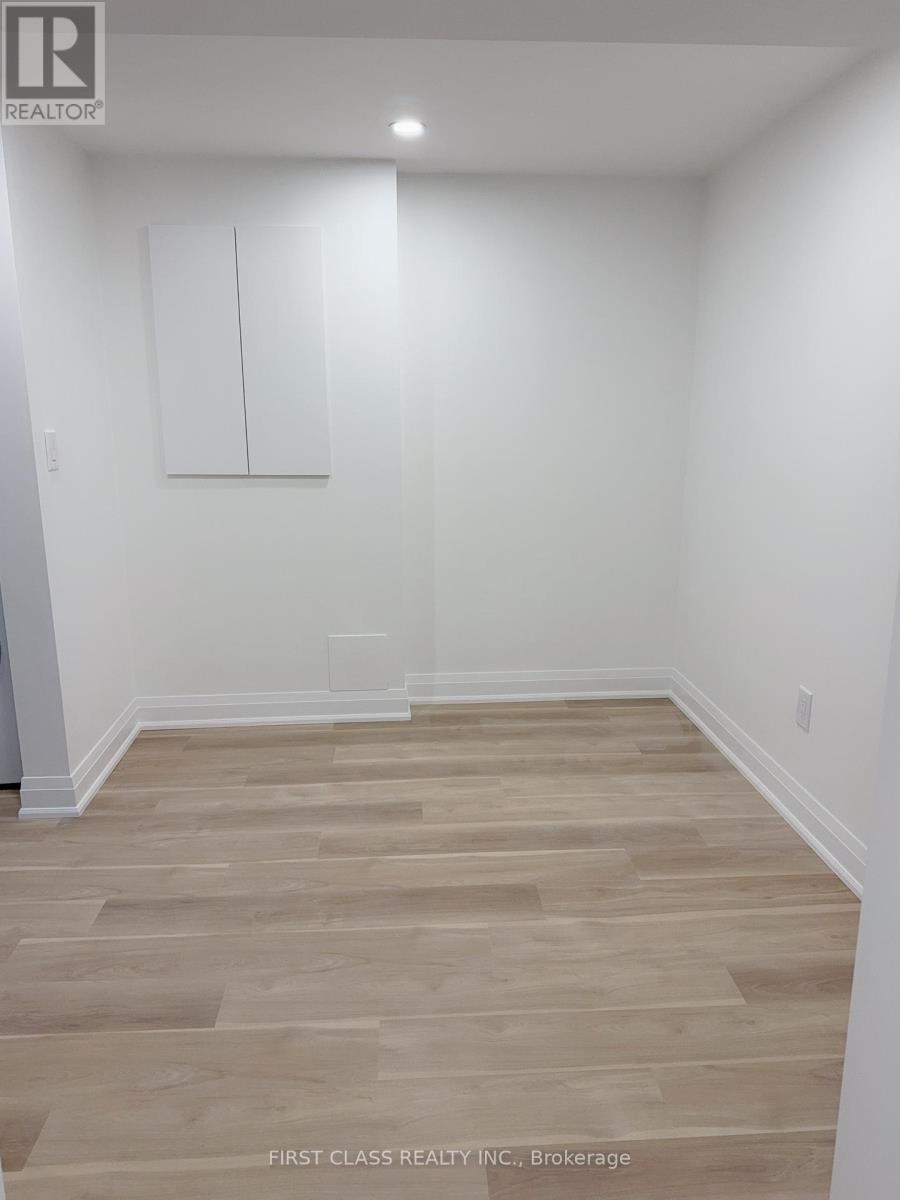 Basement - 15 Avenida Street, Markham, Ontario  L3S 4J4 - Photo 7 - N12968326