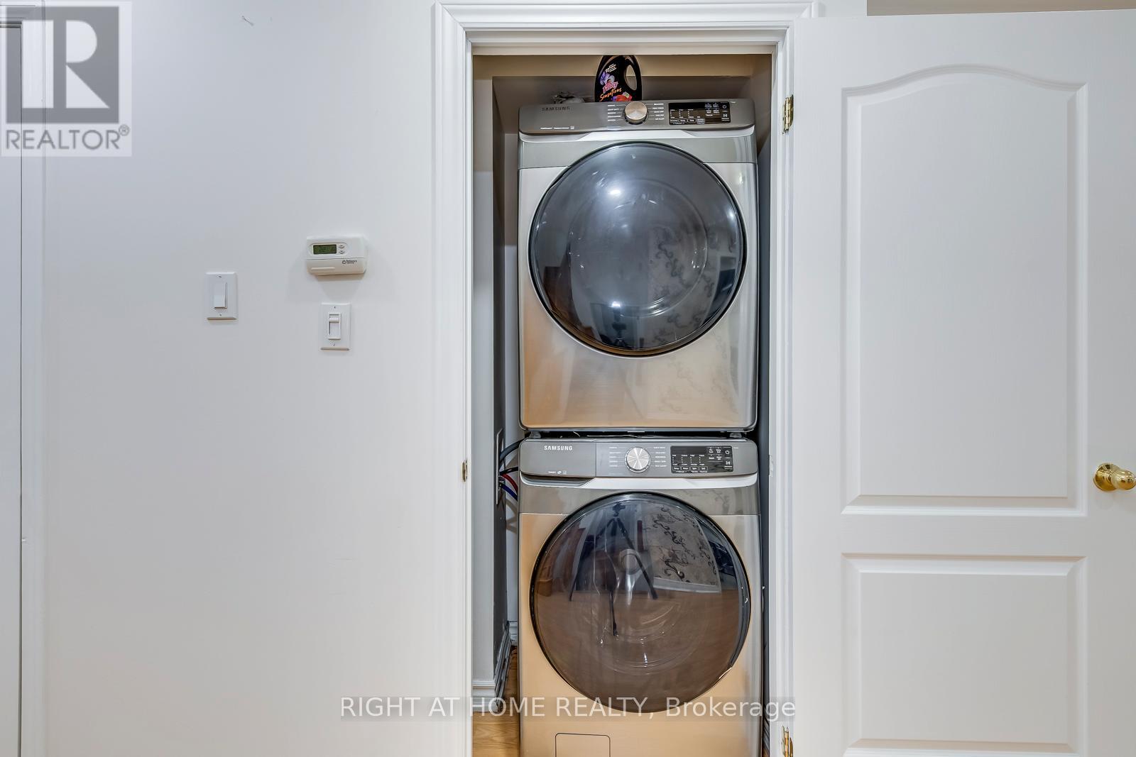 15 Eagle Trace Drive, Brampton, Ontario  L6R 0M3 - Photo 14 - W12873314