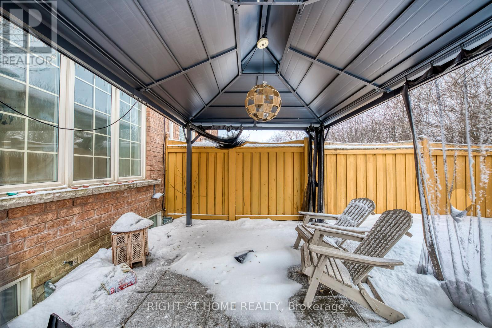 15 Eagle Trace Drive, Brampton, Ontario  L6R 0M3 - Photo 46 - W12873314