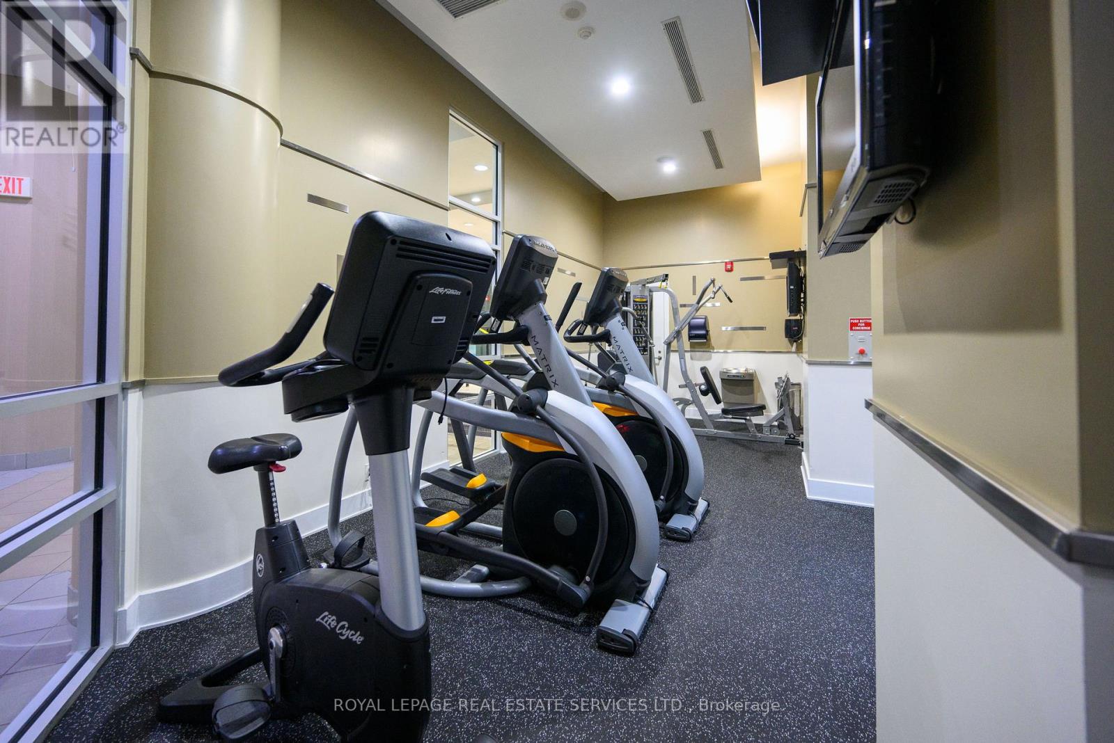 2305 - 330 Burnhamthorpe Road W, Mississauga, Ontario  L5B 0E1 - Photo 26 - W12888334