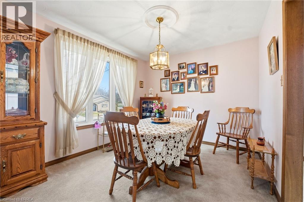 35 Bernard Avenue, Brantford, Ontario  N3R 7K7 - Photo 13 - 40818603