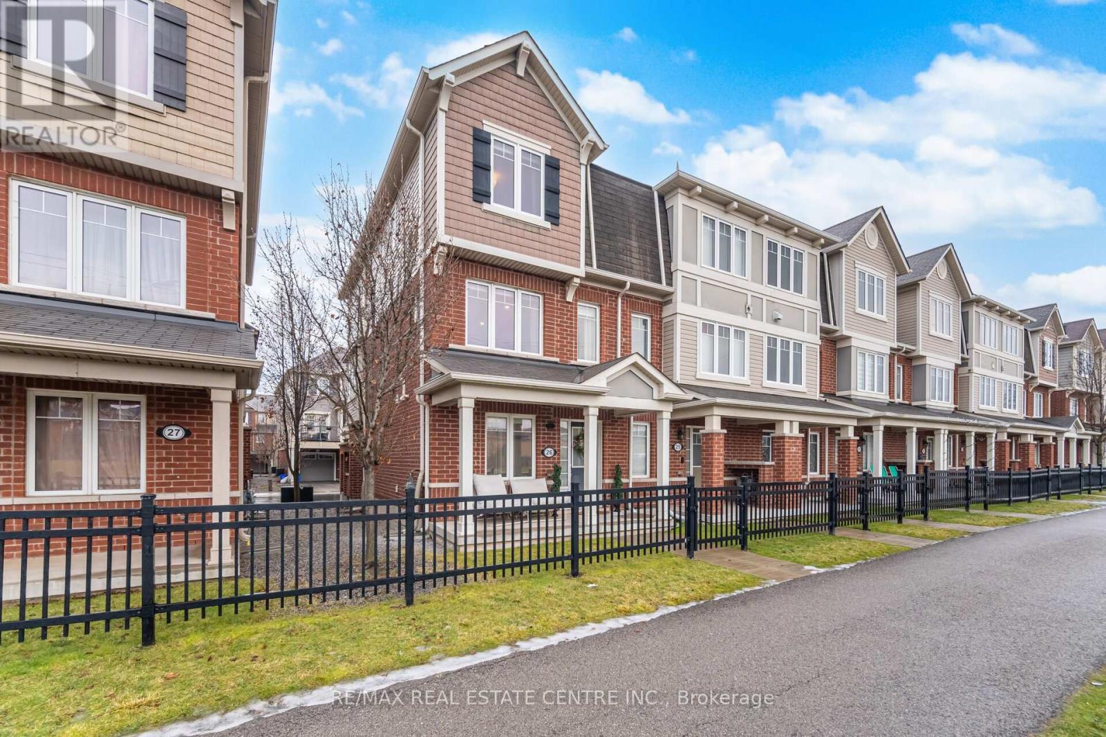 26 - 6020 Derry Street, Milton, Ontario  L9T 8L6 - Photo 3 - W12973400