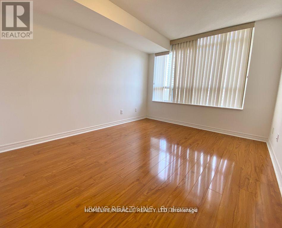 2110 - 310 Burnhamthorpe Road W, Mississauga, Ontario  L5B 4P9 - Photo 14 - W12973614