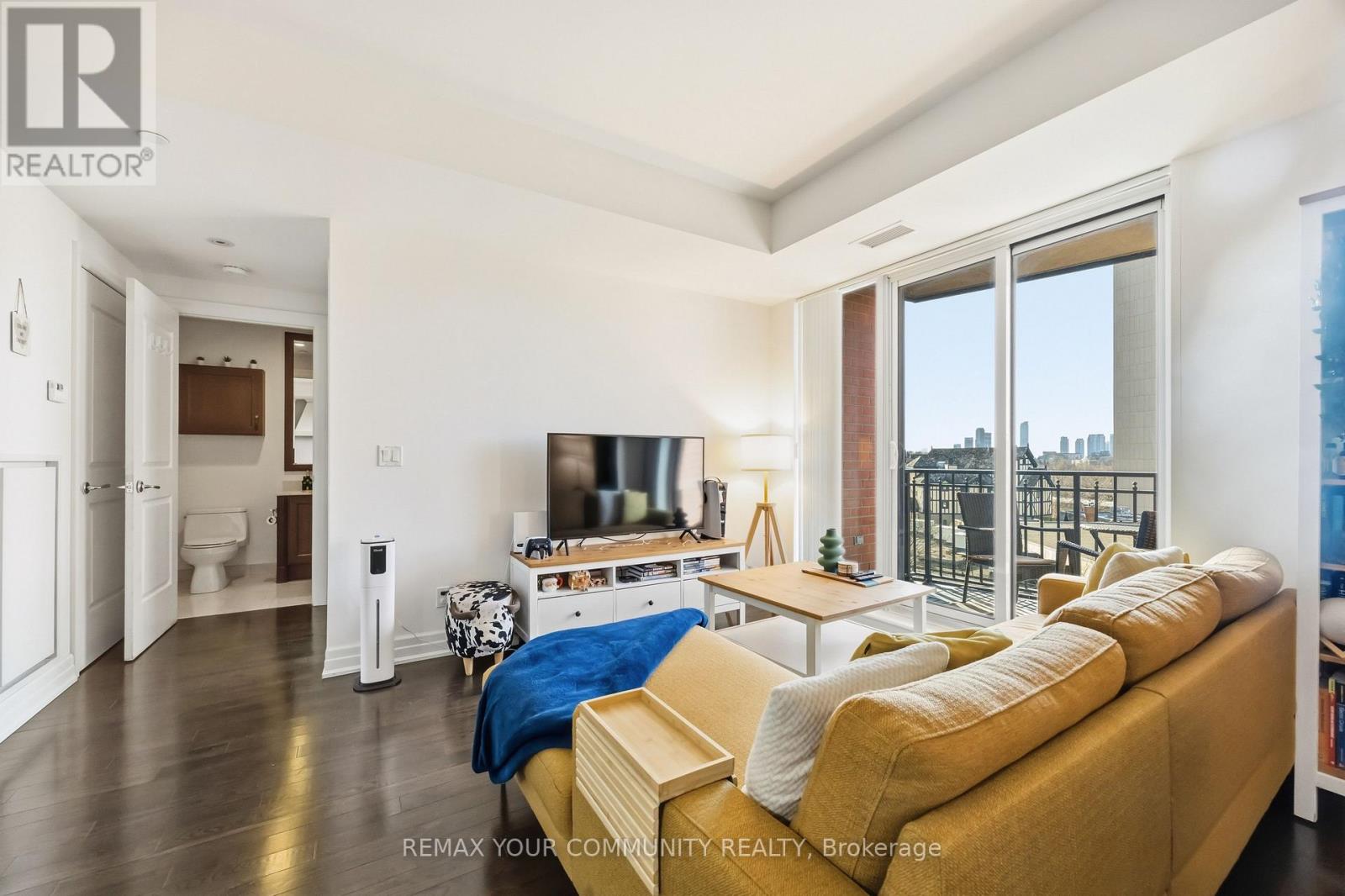 601 - 30 Old Mill Road, Toronto, Ontario M8X 0A5 - Photo 9 - W12871838