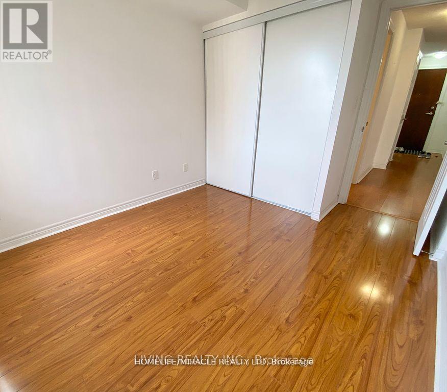 2110 - 310 Burnhamthorpe Road W, Mississauga, Ontario  L5B 4P9 - Photo 17 - W12973614