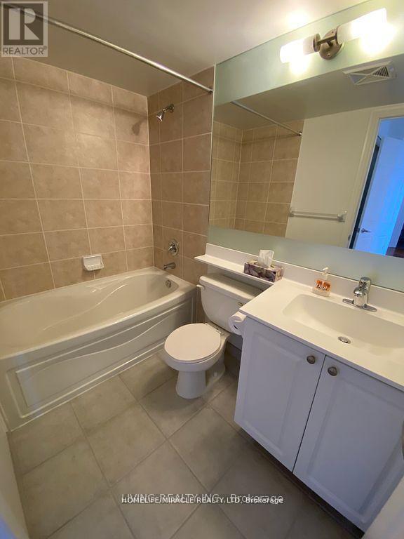 2110 - 310 Burnhamthorpe Road W, Mississauga, Ontario  L5B 4P9 - Photo 11 - W12973614