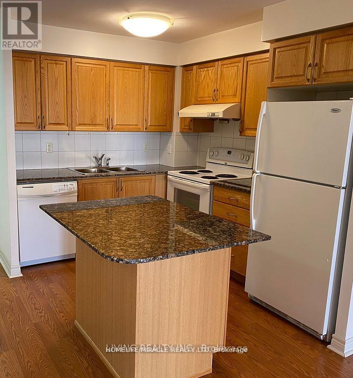 2110 - 310 Burnhamthorpe Road W, Mississauga, Ontario  L5B 4P9 - Photo 8 - W12973614