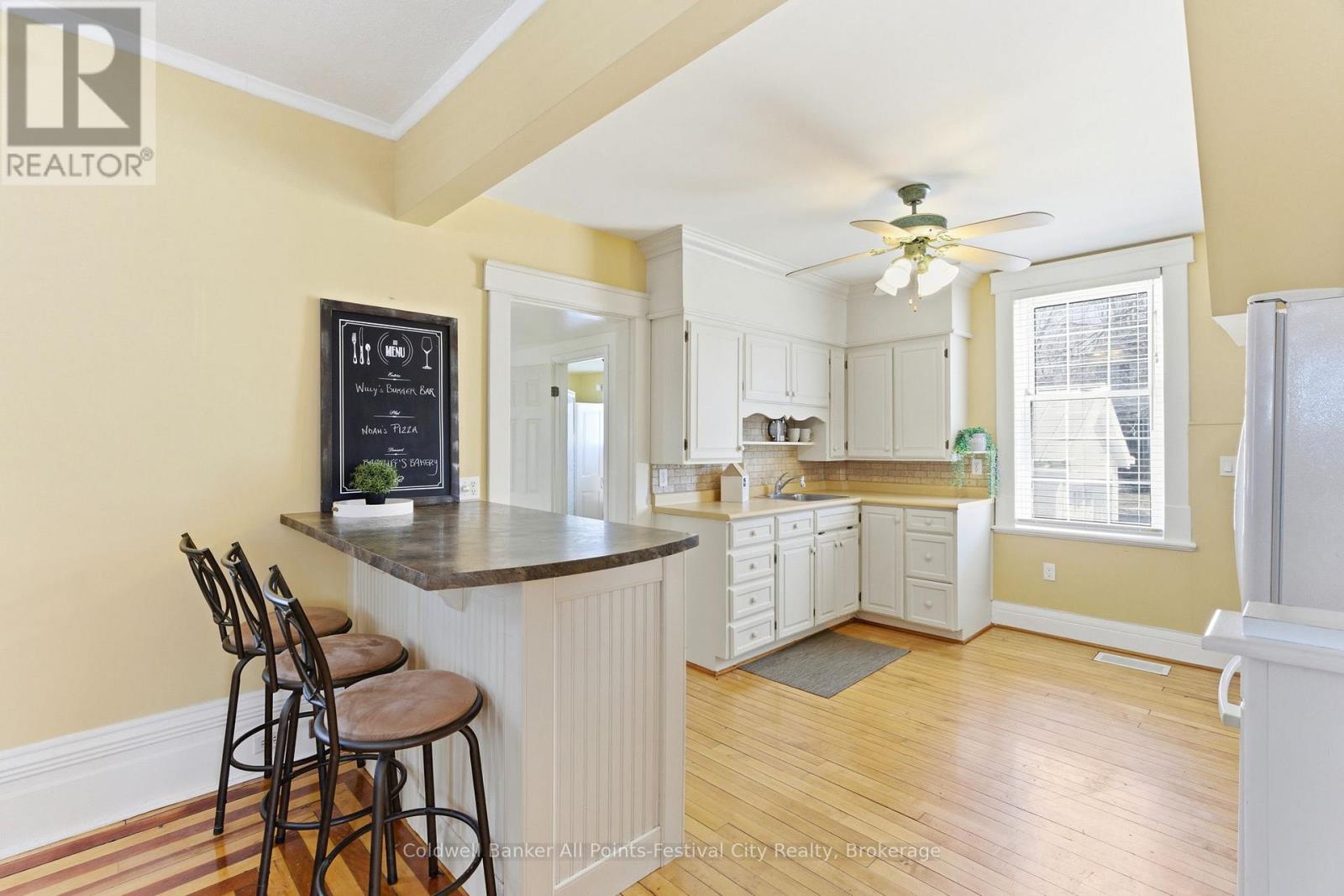 129 Ontario Street, Central Huron, Ontario  N0M 1L0 - Photo 14 - X12975334