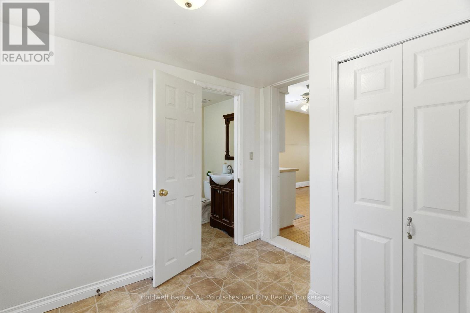 129 Ontario Street, Central Huron, Ontario  N0M 1L0 - Photo 21 - X12975334