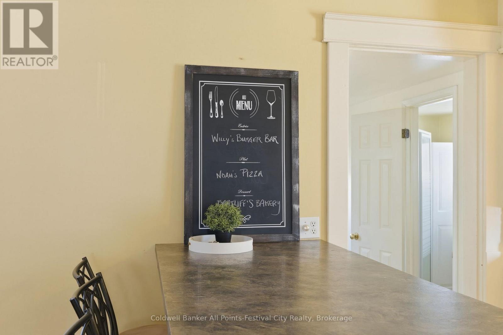 129 Ontario Street, Central Huron, Ontario  N0M 1L0 - Photo 23 - X12975334