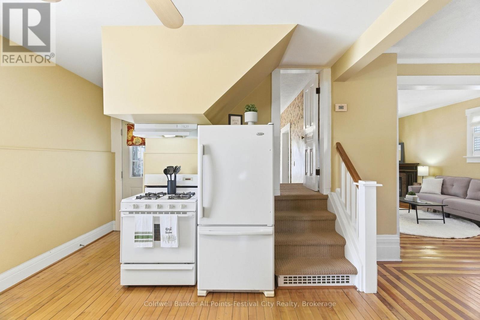 129 Ontario Street, Central Huron, Ontario  N0M 1L0 - Photo 17 - X12975334