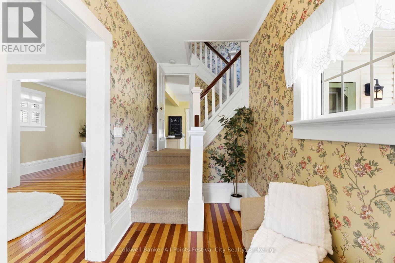 129 Ontario Street, Central Huron, Ontario  N0M 1L0 - Photo 7 - X12975334