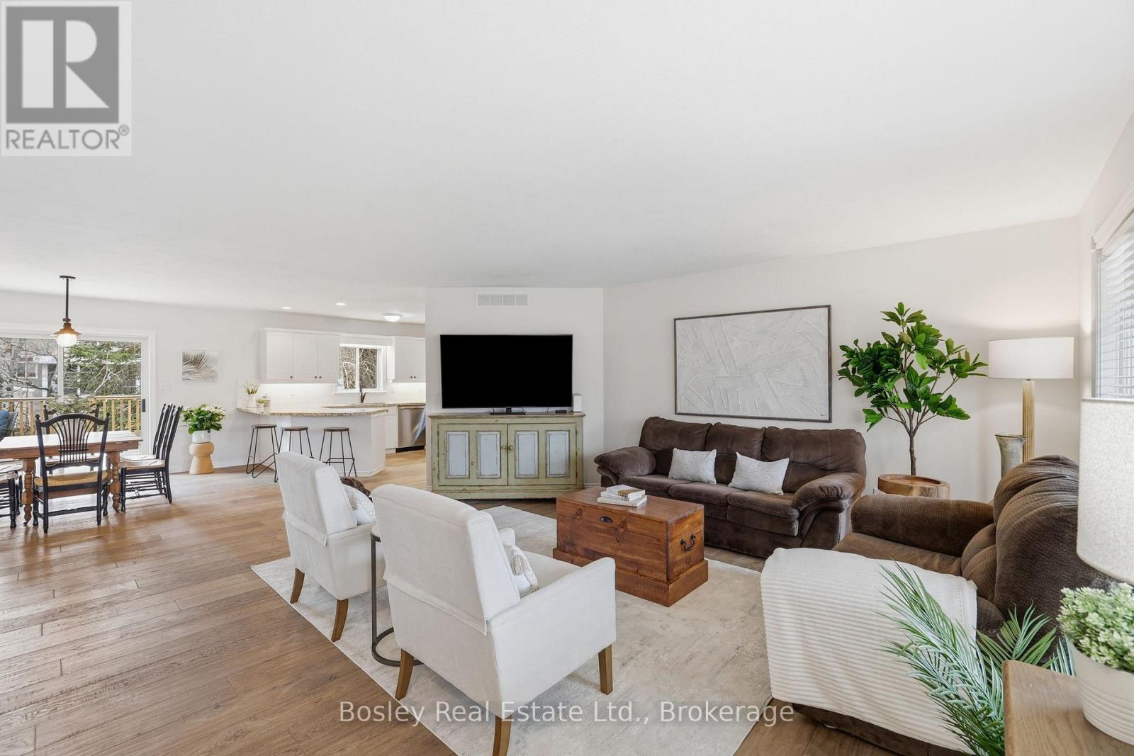 17 Ridge Creek Drive W, Meaford, Ontario  N4L 1L7 - Photo 2 - X12975798