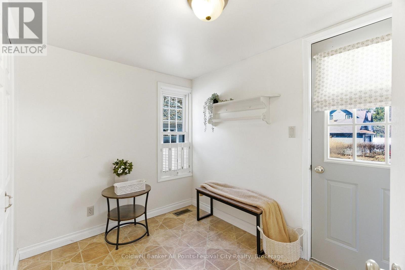 129 Ontario Street, Central Huron, Ontario  N0M 1L0 - Photo 22 - X12975334