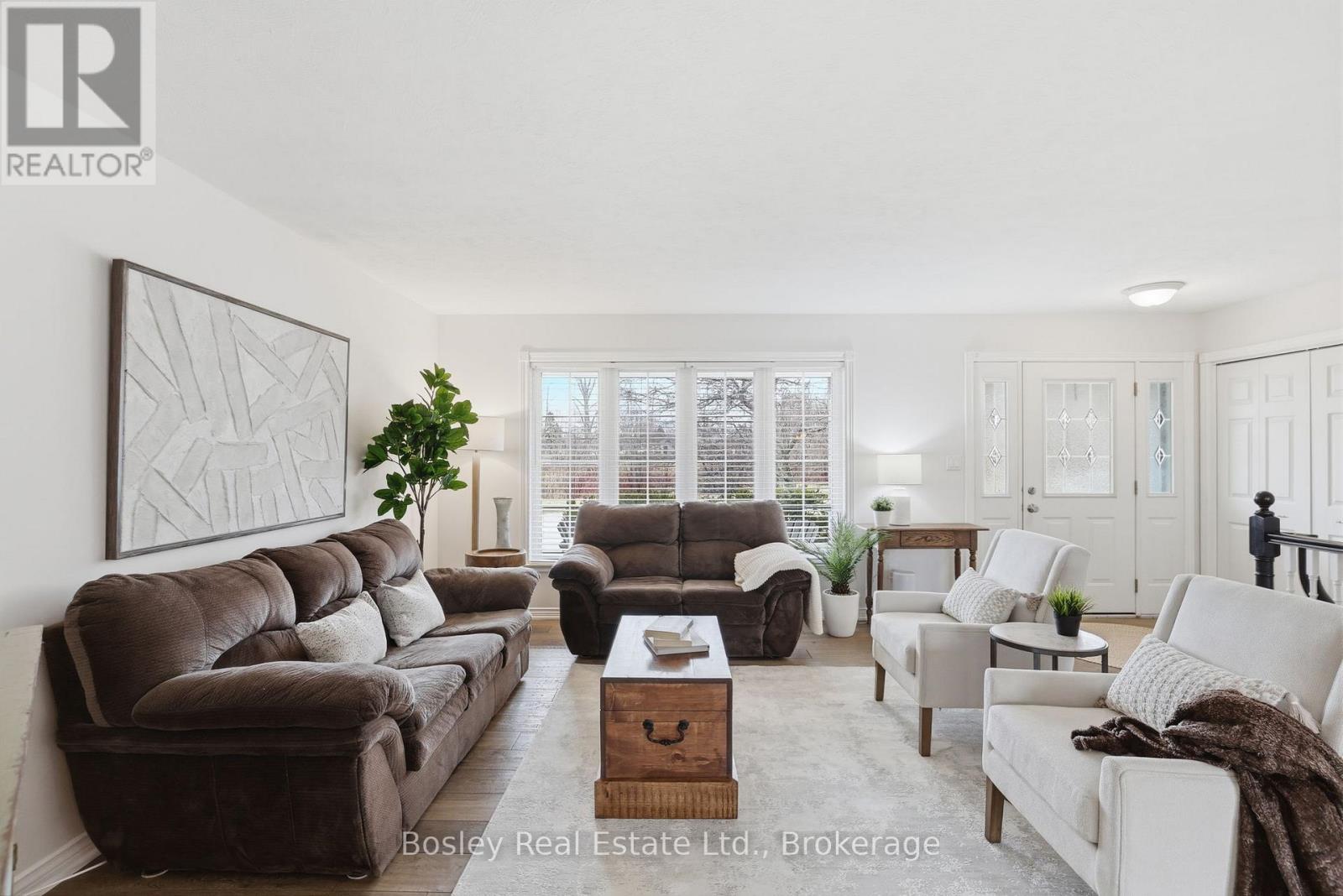 17 Ridge Creek Drive W, Meaford, Ontario  N4L 1L7 - Photo 3 - X12975798