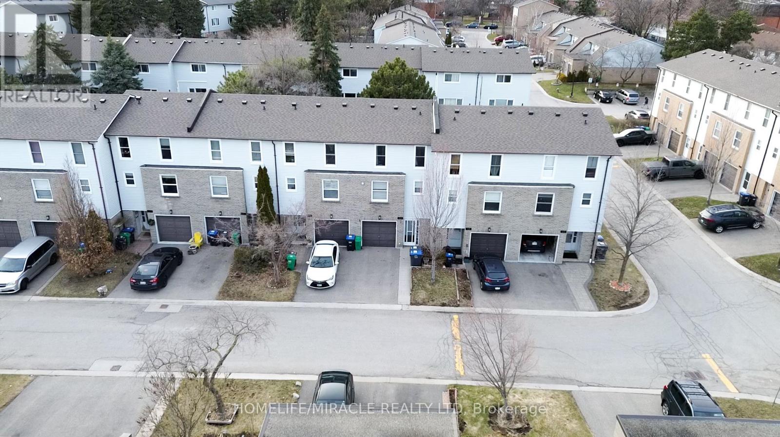 64 - 2440 Bromsgrove Road, Mississauga, Ontario  L5J 4J7 - Photo 1 - W12975368