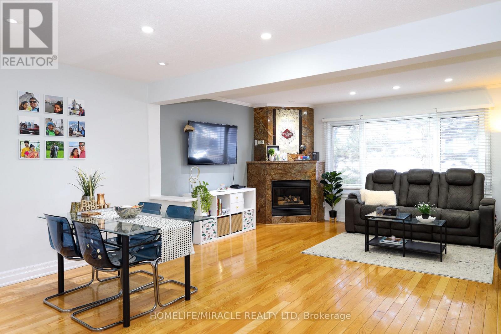 64 - 2440 Bromsgrove Road, Mississauga, Ontario  L5J 4J7 - Photo 11 - W12975368