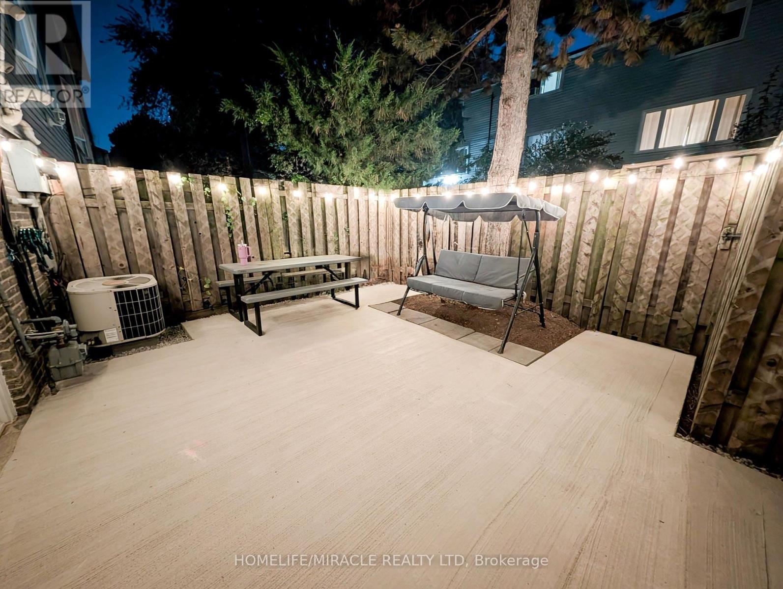 64 - 2440 Bromsgrove Road, Mississauga, Ontario  L5J 4J7 - Photo 33 - W12975368