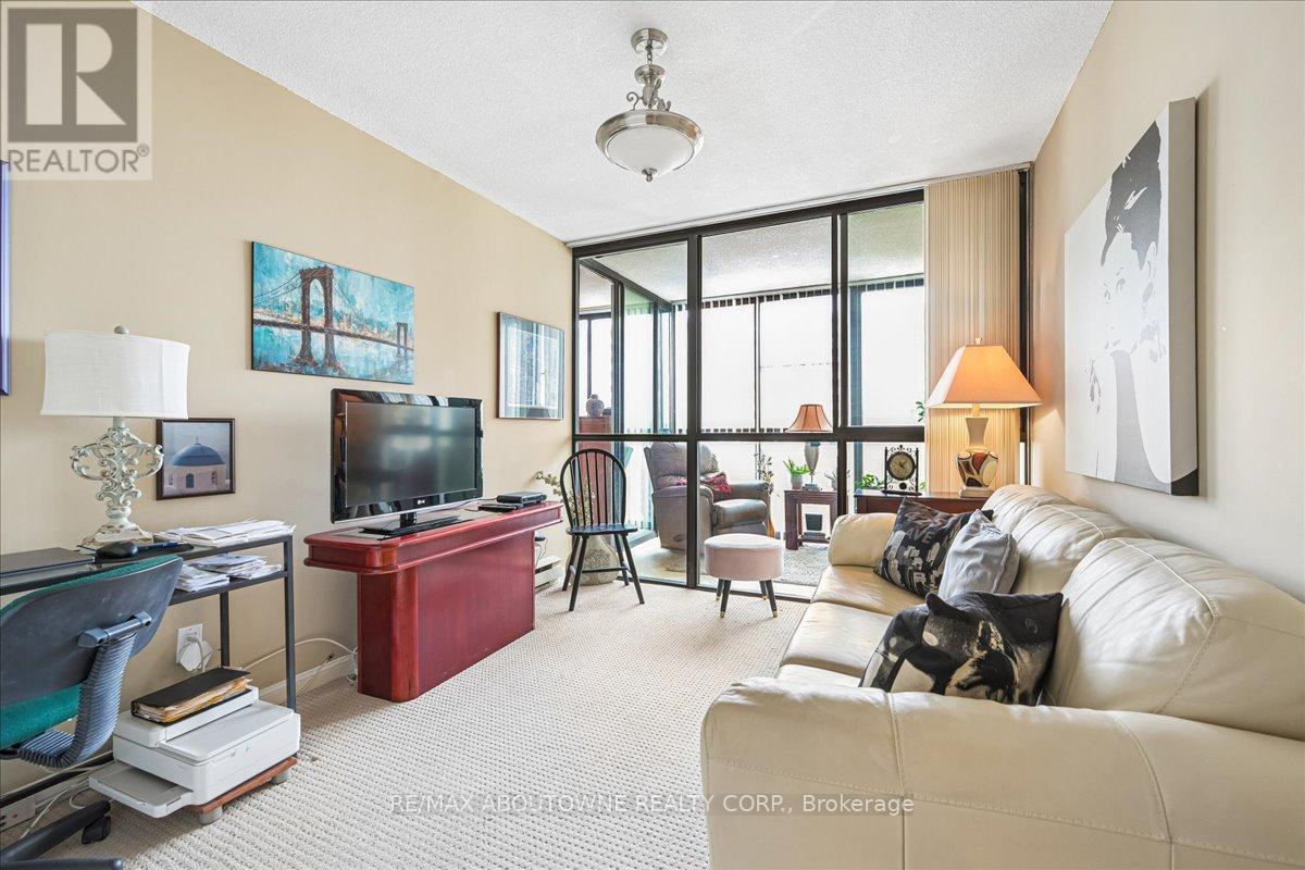 605 - 1240 Marlborough Court, Oakville, Ontario  L6H 3K7 - Photo 19 - W12975378