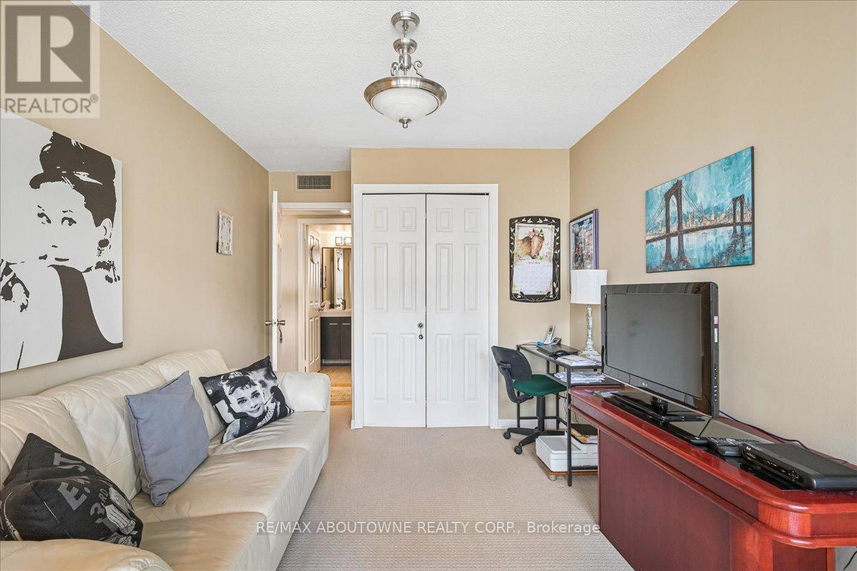 605 - 1240 Marlborough Court, Oakville, Ontario  L6H 3K7 - Photo 21 - W12975378