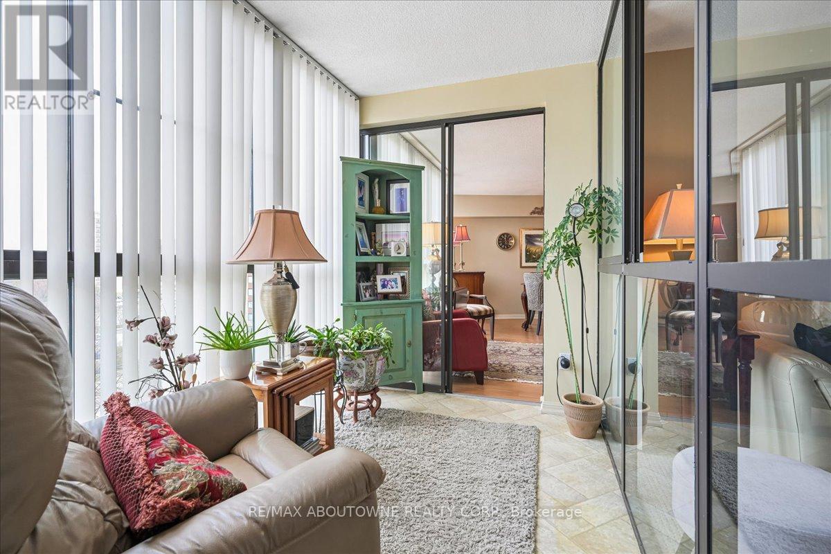 605 - 1240 Marlborough Court, Oakville, Ontario  L6H 3K7 - Photo 26 - W12975378