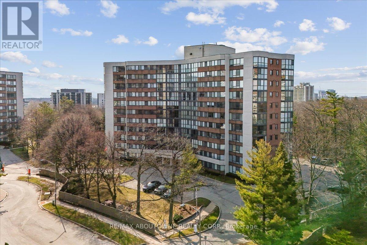 605 - 1240 Marlborough Court, Oakville, Ontario  L6H 3K7 - Photo 28 - W12975378