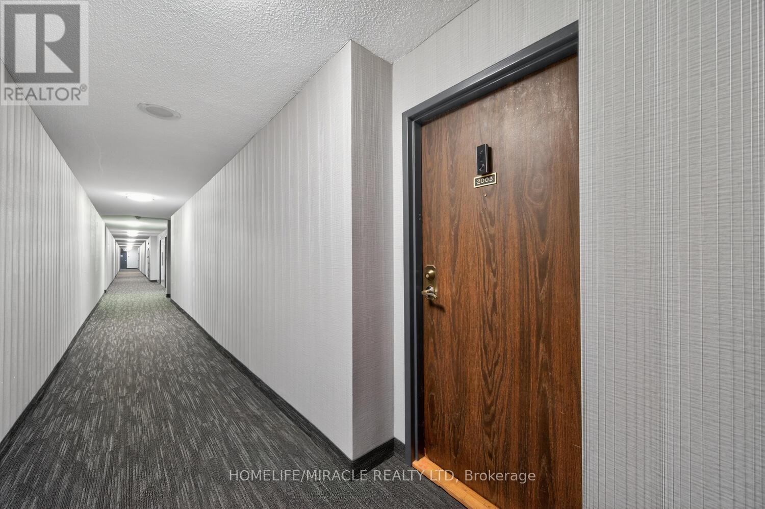 2003 - 4 Kings Cross Road, Brampton, Ontario  L6T 3X8 - Photo 10 - W12975388