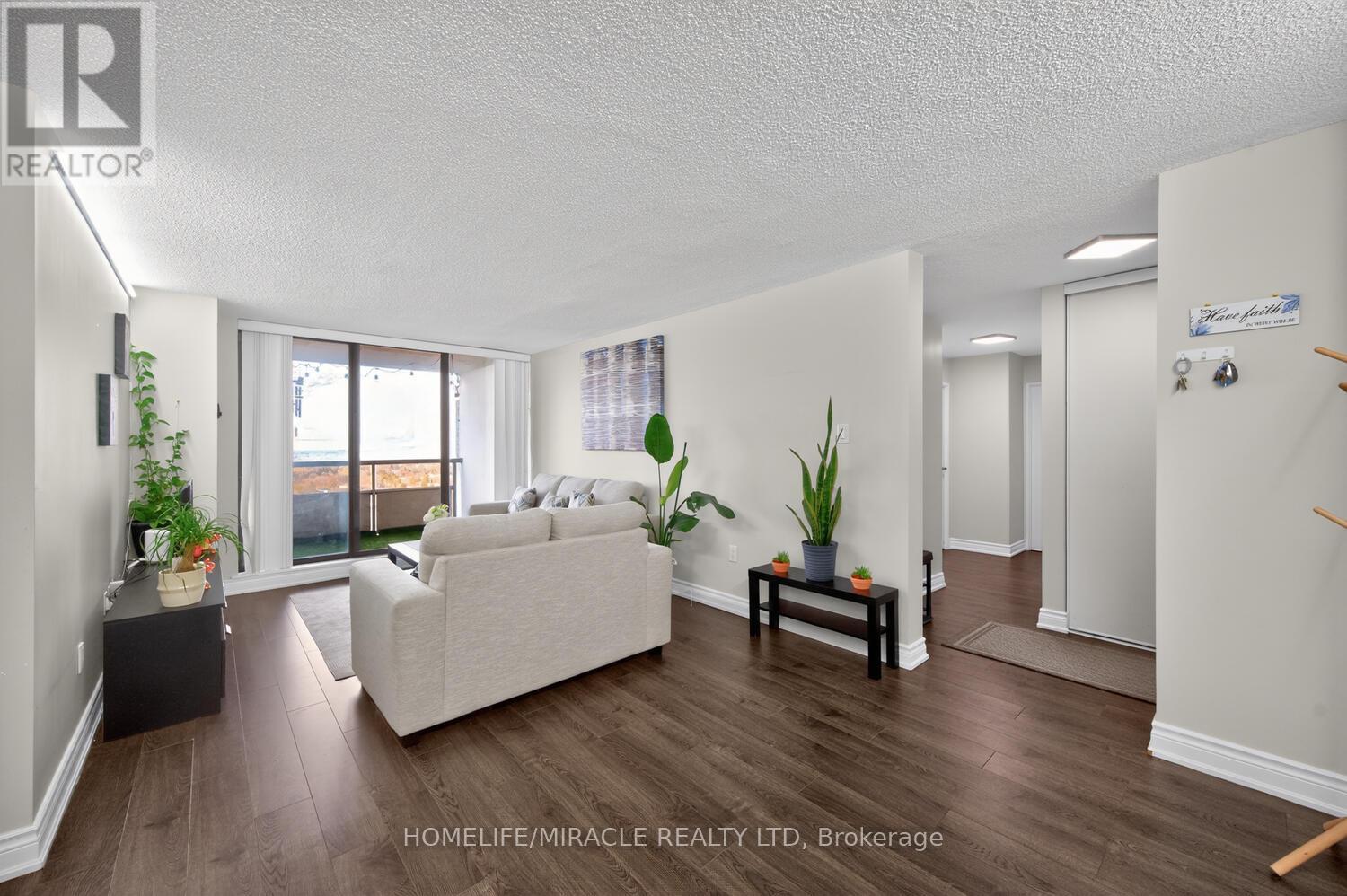 2003 - 4 Kings Cross Road, Brampton, Ontario  L6T 3X8 - Photo 13 - W12975388