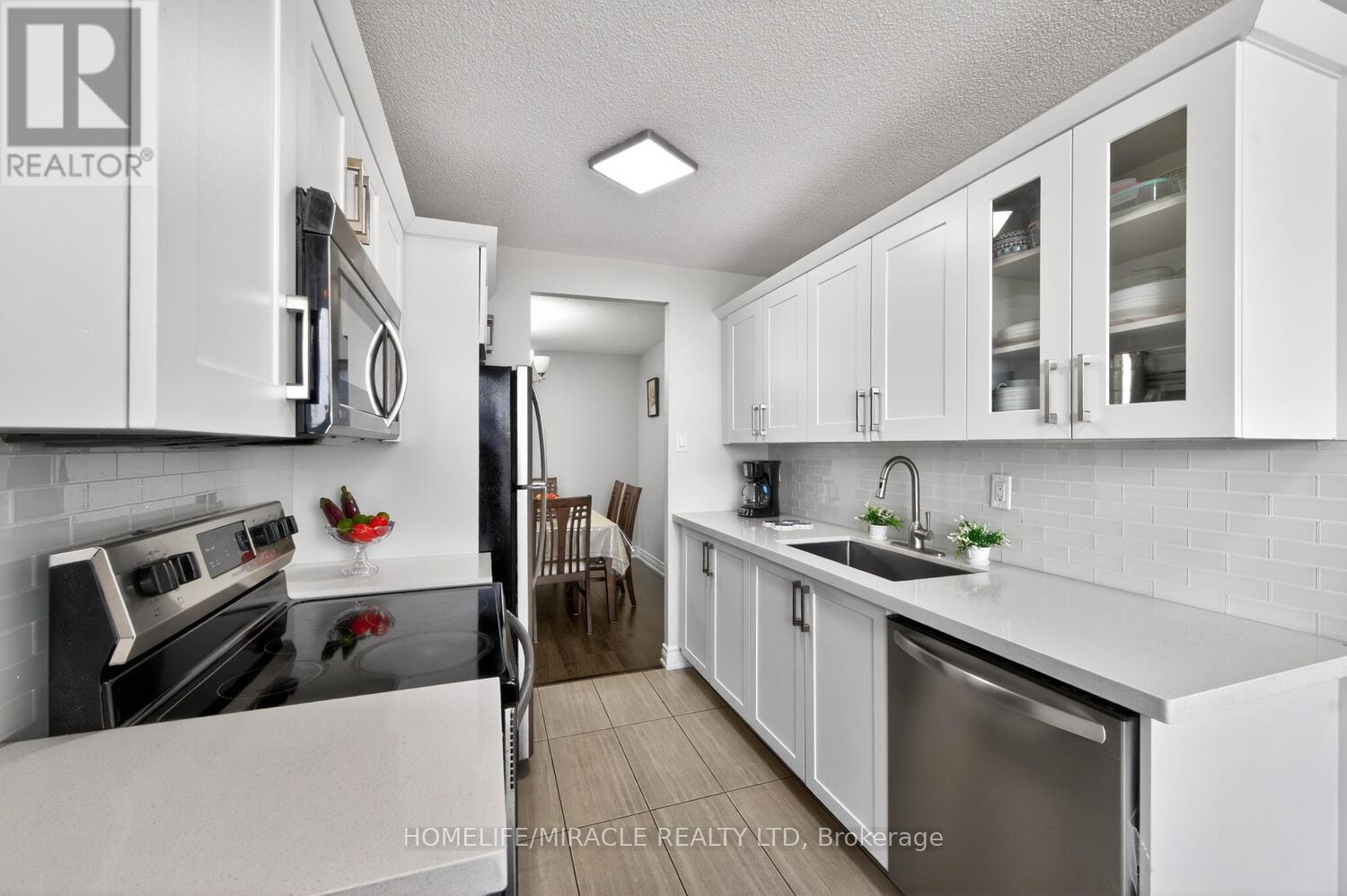 2003 - 4 Kings Cross Road, Brampton, Ontario  L6T 3X8 - Photo 22 - W12975388