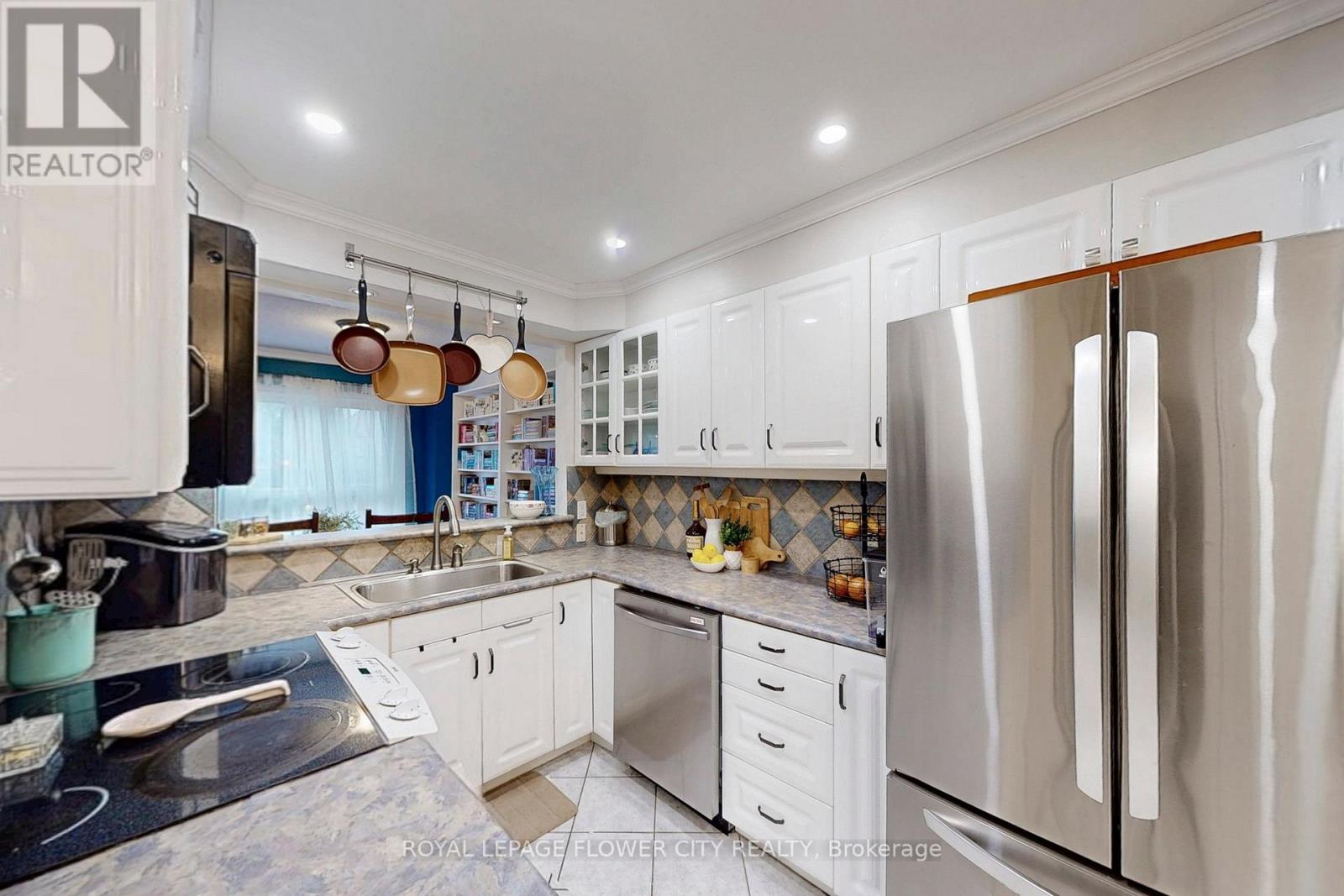 9 - 3350 Hornbeam Crescent, Mississauga, Ontario  L5L 3Z7 - Photo 14 - W12975404