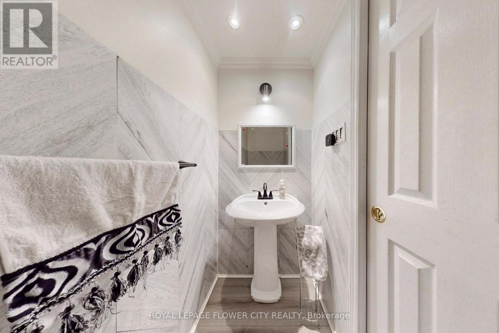 9 - 3350 Hornbeam Crescent, Mississauga, Ontario  L5L 3Z7 - Photo 19 - W12975404