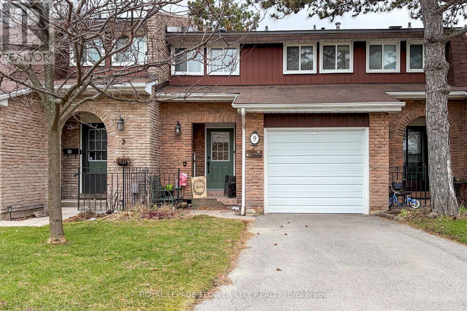 9 - 3350 Hornbeam Crescent, Mississauga, Ontario  L5L 3Z7 - Photo 2 - W12975404