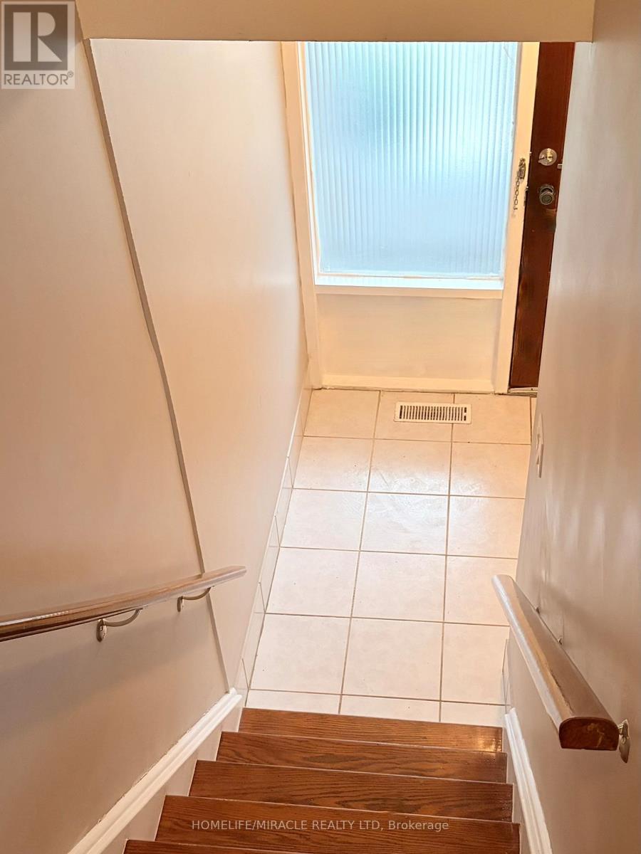 58 - 400 Bloor Street, Mississauga, Ontario  L5A 3M8 - Photo 6 - W12975426