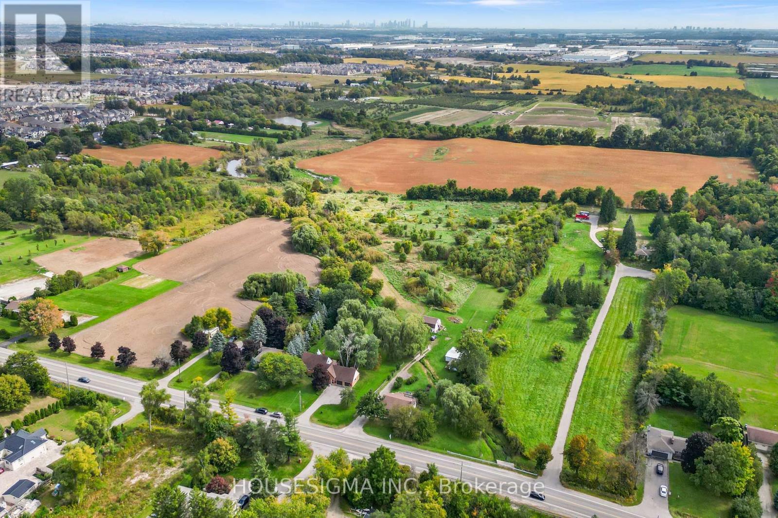 2701 Embleton Road, Brampton, Ontario  L6Y 0E8 - Photo 6 - W12975446