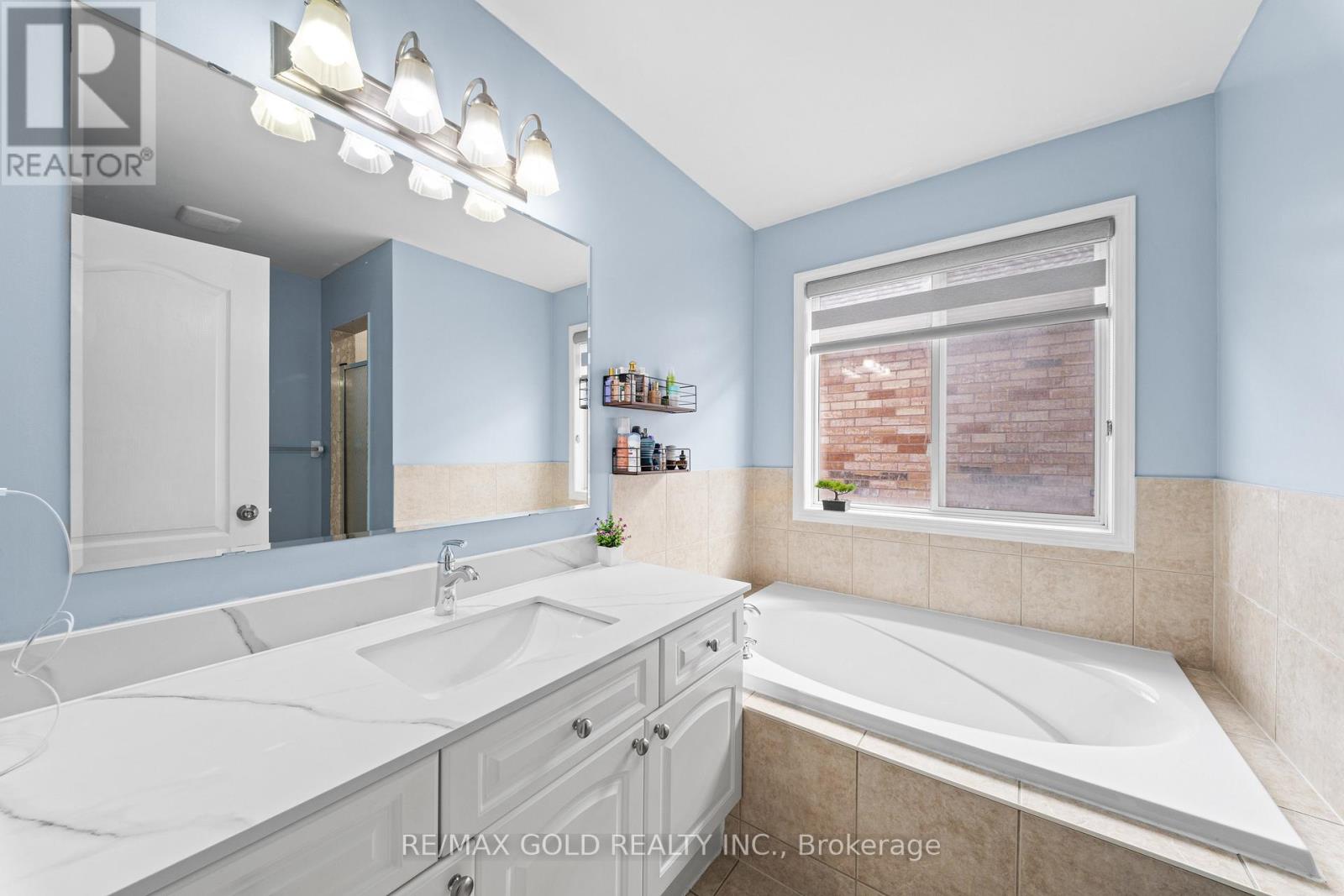 95 Herdwick Street, Brampton, Ontario  L6S 6L7 - Photo 31 - W12975472