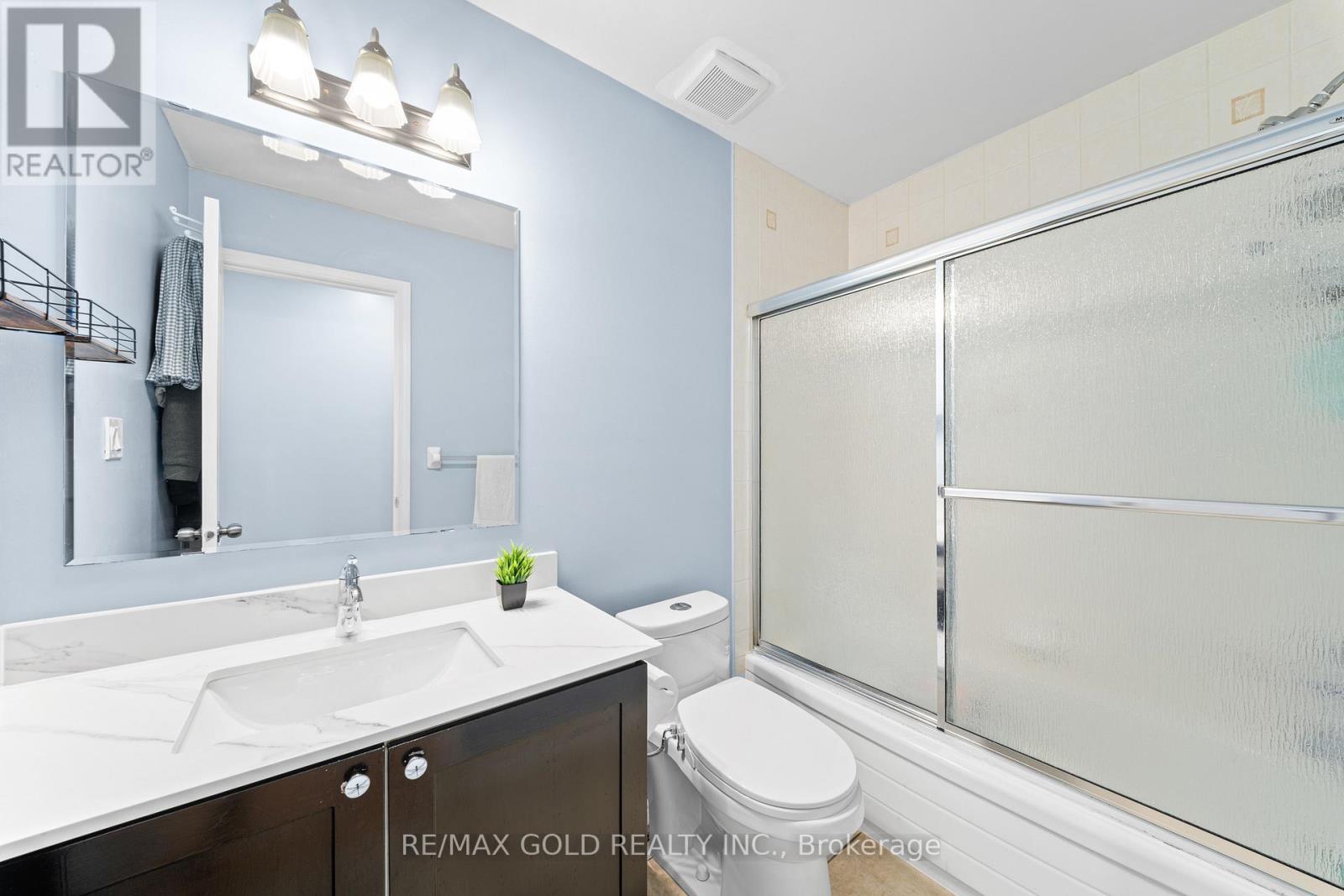 95 Herdwick Street, Brampton, Ontario  L6S 6L7 - Photo 35 - W12975472