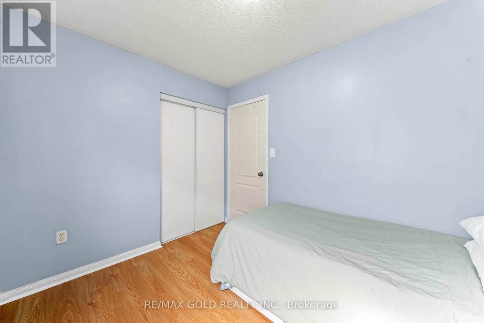 95 Herdwick Street, Brampton, Ontario  L6S 6L7 - Photo 36 - W12975472