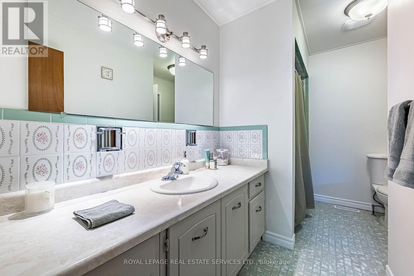 1 Reeve Road, Brampton, Ontario  L6X 2M8 - Photo 19 - W12975488