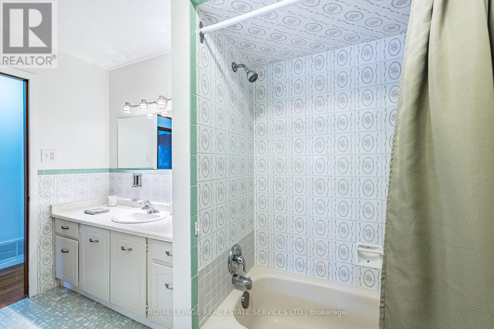 1 Reeve Road, Brampton, Ontario  L6X 2M8 - Photo 20 - W12975488