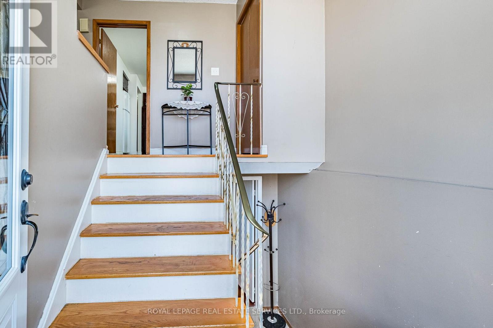 1 Reeve Road, Brampton, Ontario  L6X 2M8 - Photo 5 - W12975488