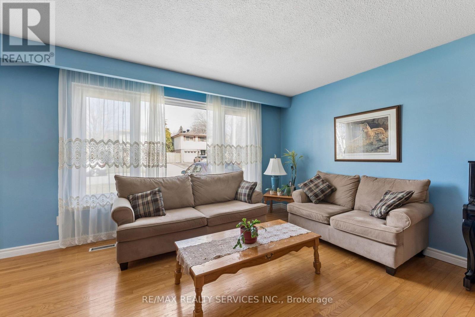 21 Willis Drive, Brampton, Ontario  L6W 1A8 - Photo 16 - W12975496