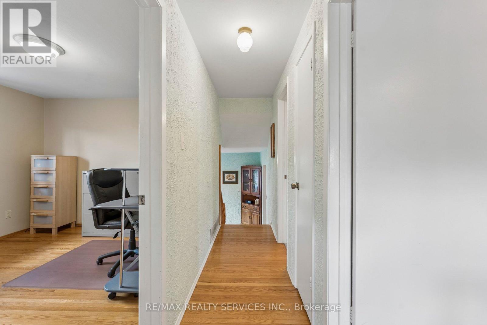 21 Willis Drive, Brampton, Ontario  L6W 1A8 - Photo 27 - W12975496