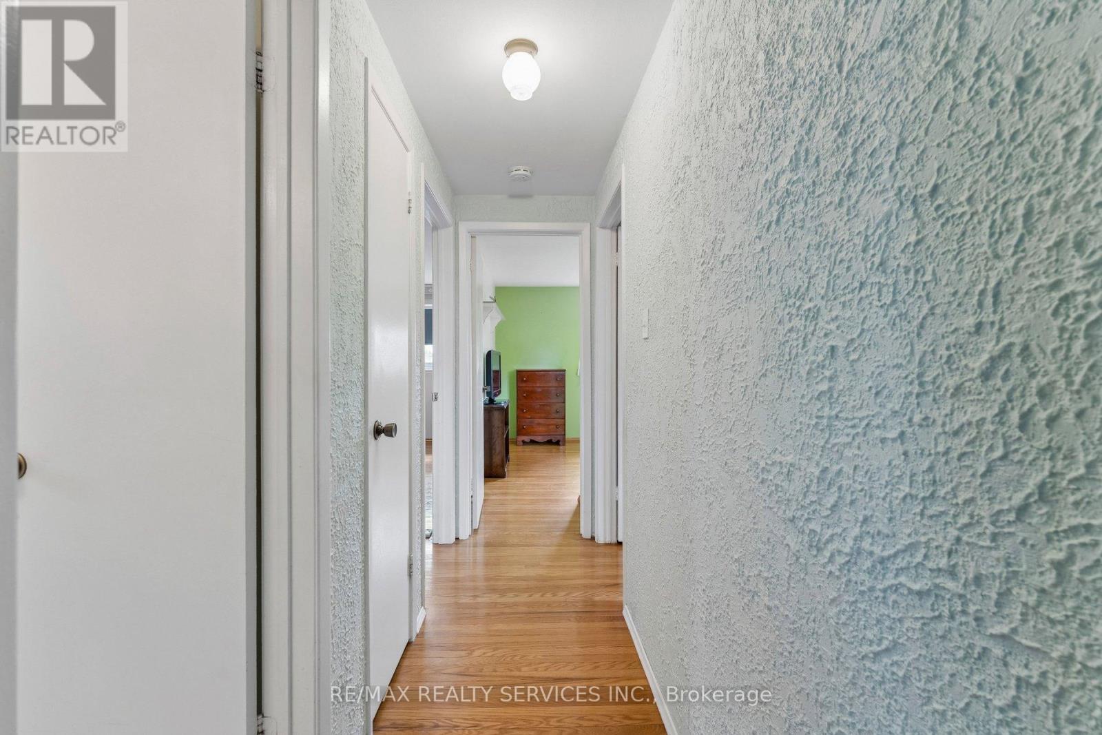 21 Willis Drive, Brampton, Ontario  L6W 1A8 - Photo 30 - W12975496