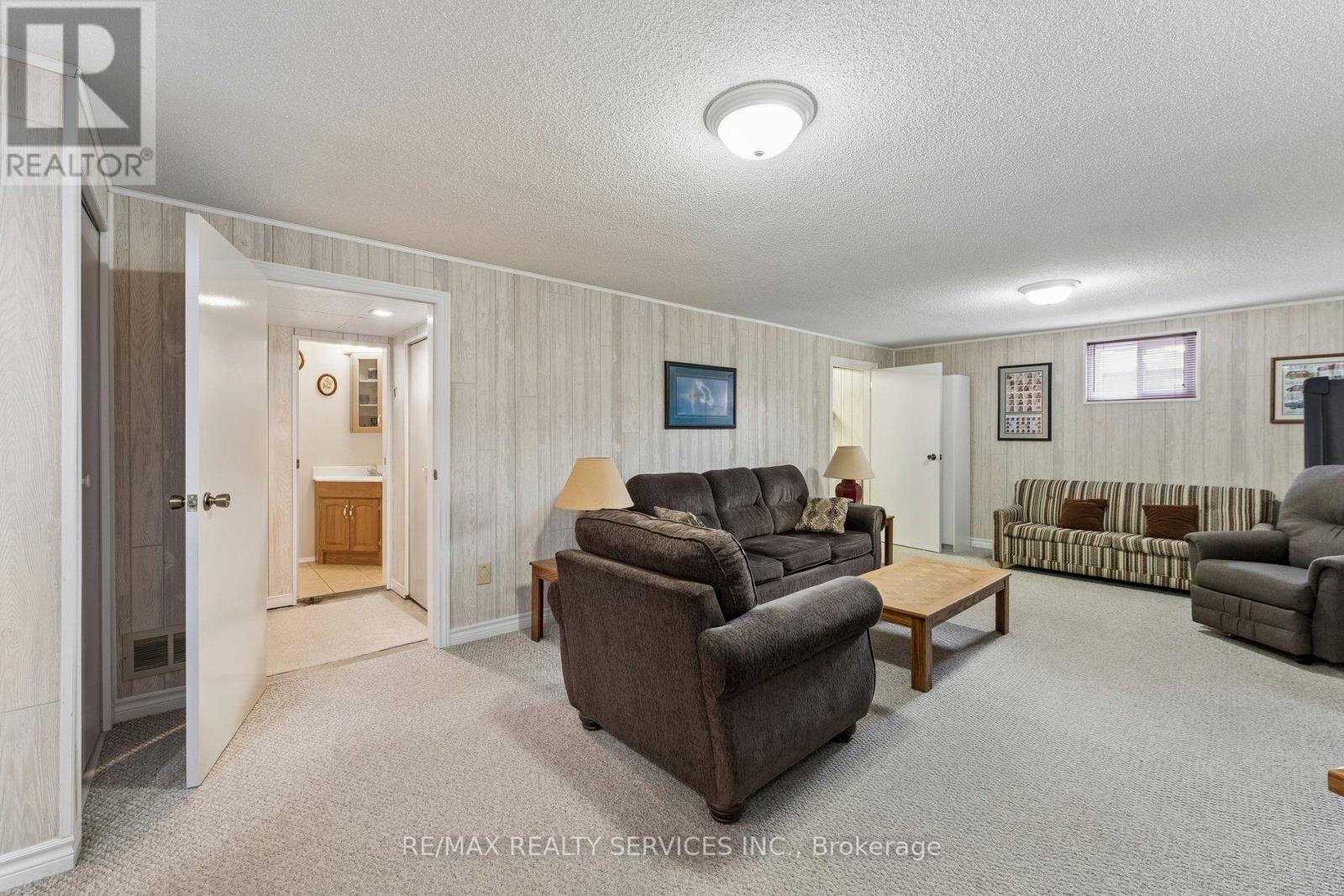 21 Willis Drive, Brampton, Ontario  L6W 1A8 - Photo 31 - W12975496