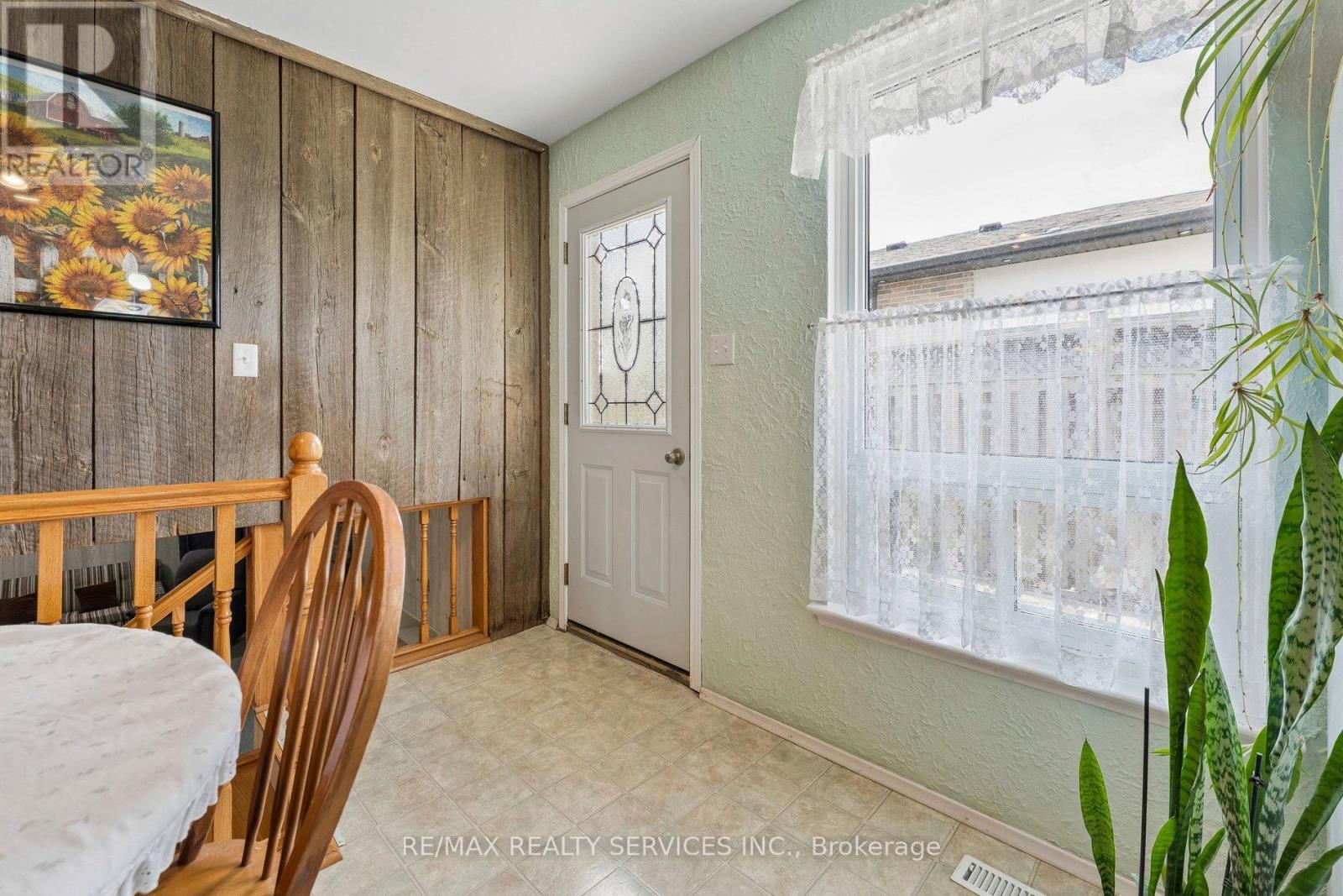 21 Willis Drive, Brampton, Ontario  L6W 1A8 - Photo 41 - W12975496