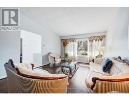 8 CAULFIELD ROAD, Toronto, Ontario