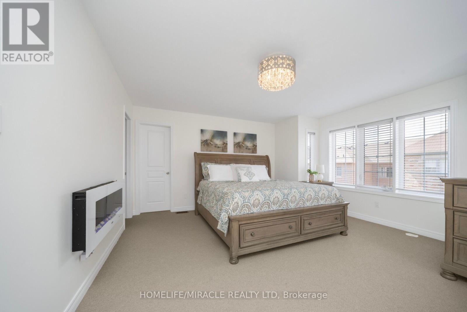 2 Aspen Hills Road, Brampton, Ontario  L6Y 6E3 - Photo 19 - W12975542