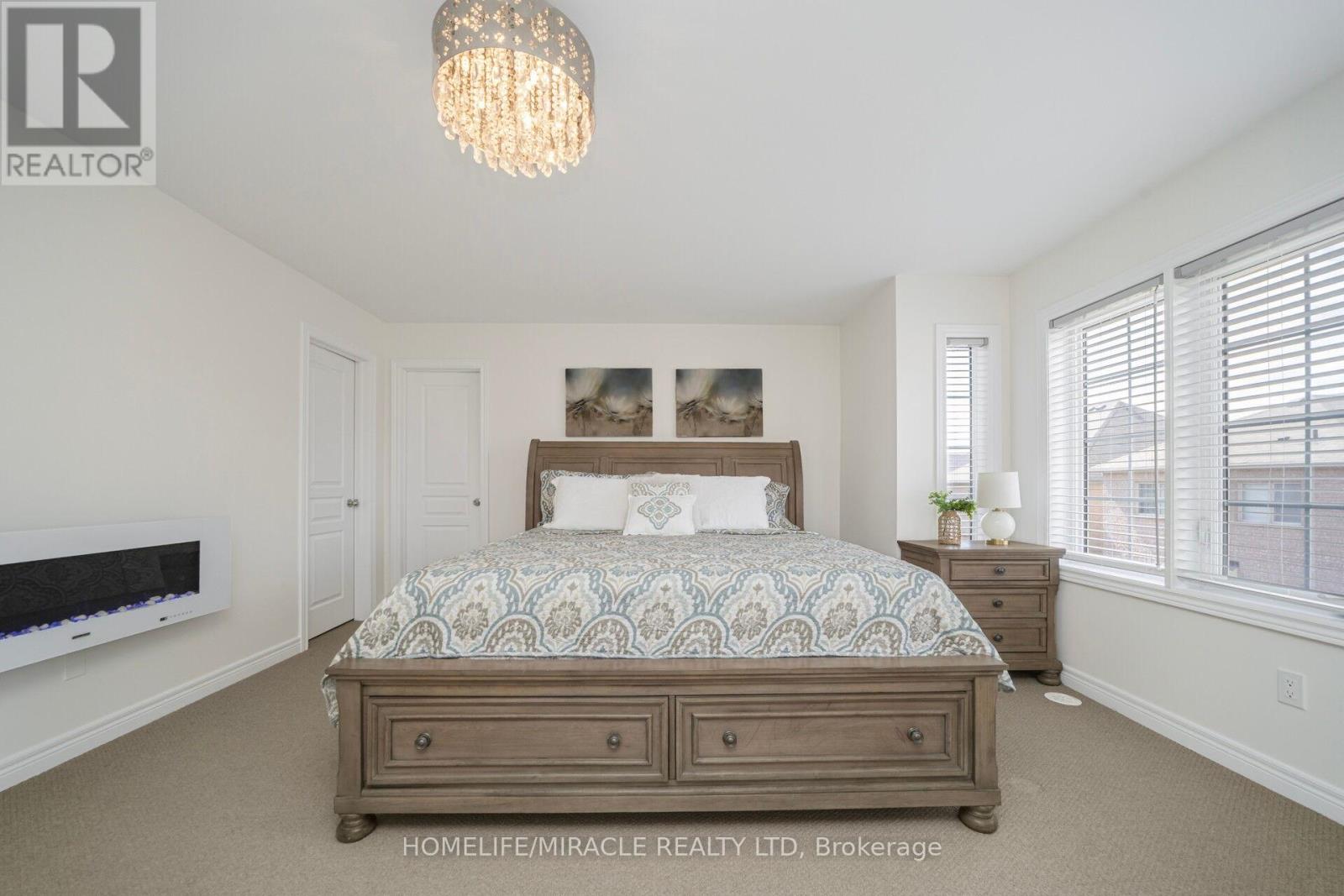 2 Aspen Hills Road, Brampton, Ontario  L6Y 6E3 - Photo 20 - W12975542